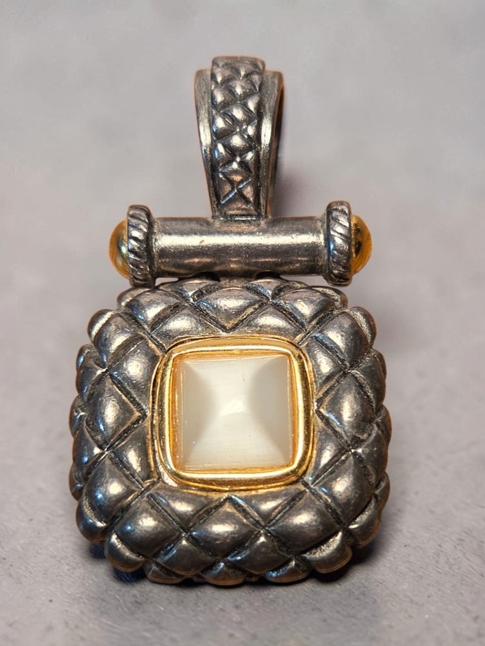 Vintage Premier Designs Quilted Statement Pendant – Gold & Silver Tone ♡ - Picture 1 of 4